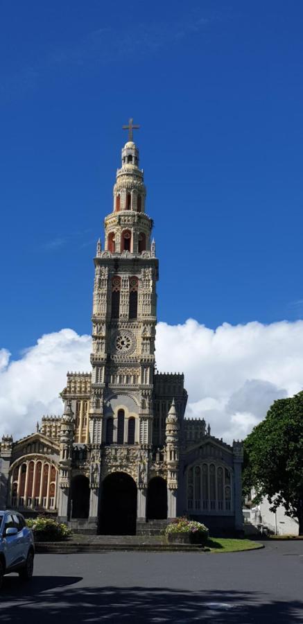 فيلا سانت آنفي T1 Bis Chez Les Saintanoise المظهر الخارجي الصورة