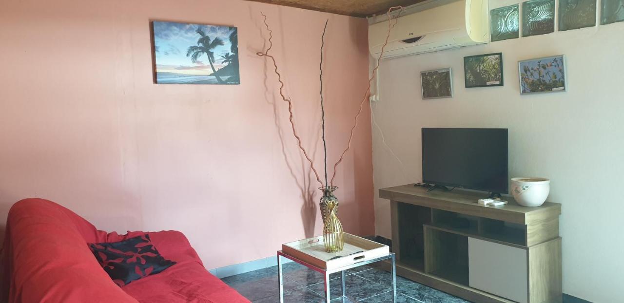 فيلا سانت آنفي T1 Bis Chez Les Saintanoise المظهر الخارجي الصورة